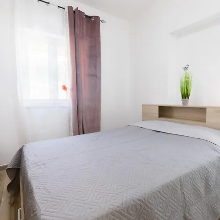 Bella Rosa Lejlighed *